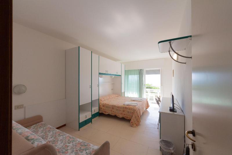 Hotel Ambra Lignano Sabbiadoro Dış mekan fotoğraf