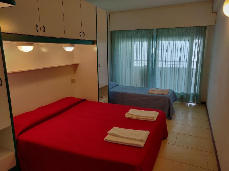 Hotel Ambra Lignano Sabbiadoro Dış mekan fotoğraf