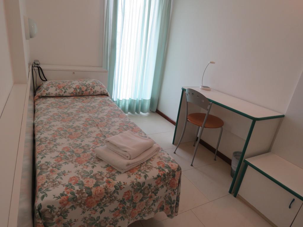 Hotel Ambra Lignano Sabbiadoro Dış mekan fotoğraf